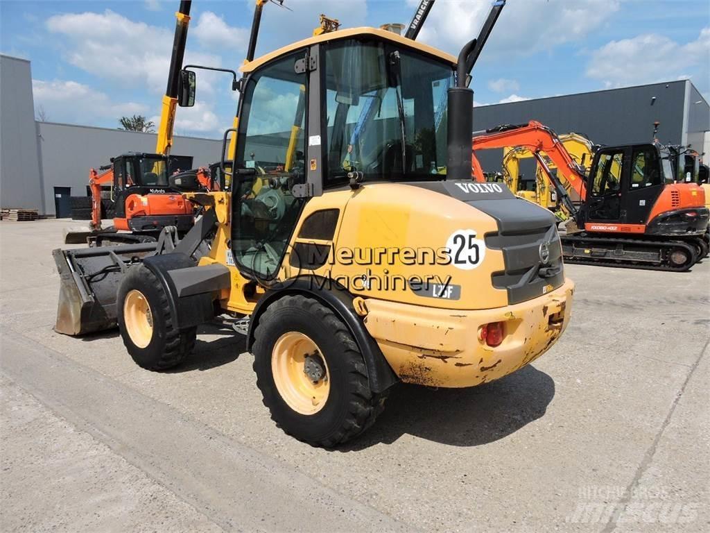Volvo L25F + Fork Kolové nakladače