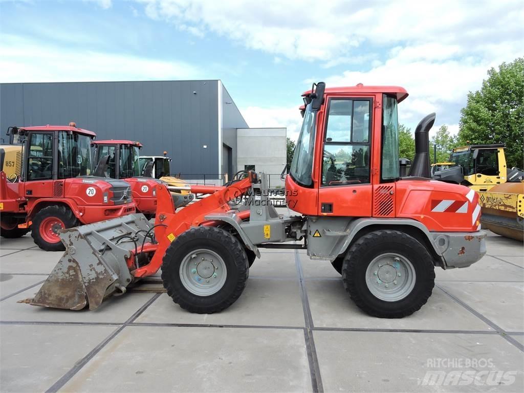 Volvo L30G Kolové nakladače