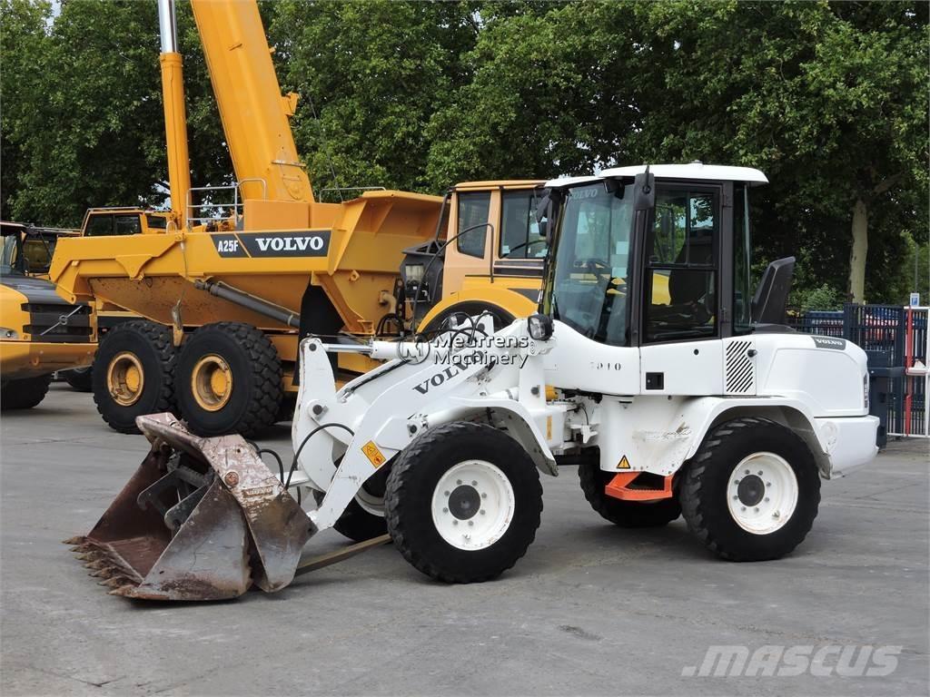 Volvo L30G + FORK Kolové nakladače