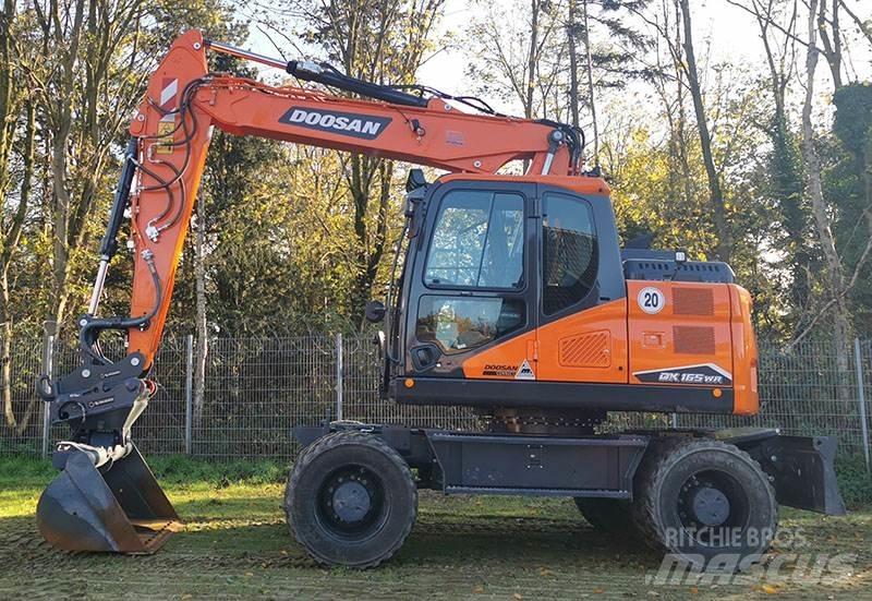 Doosan DX 165 WR-7 Kolová rýpadla