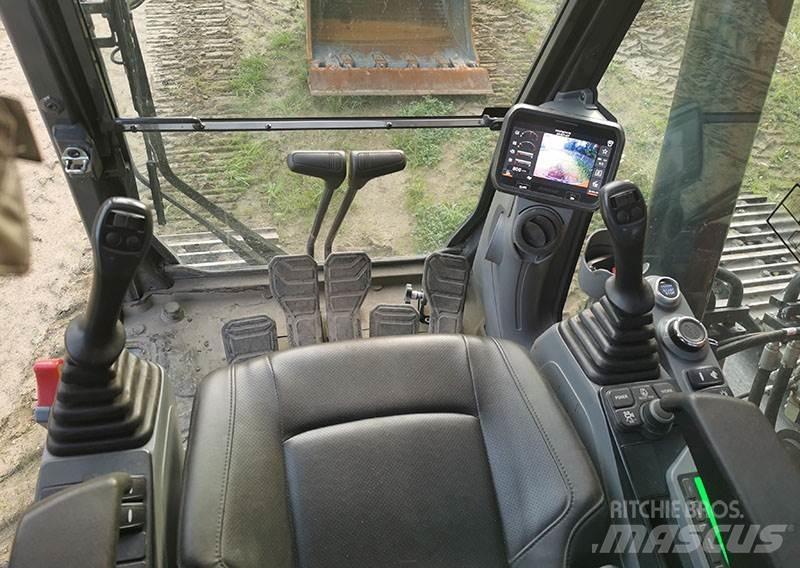 Doosan DX 225 LC-7 Pásová rýpadla