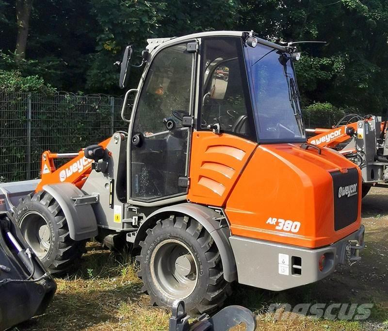 Weycor AR 380 Kolové nakladače