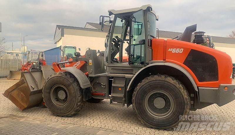 Weycor AR 660 Kolové nakladače