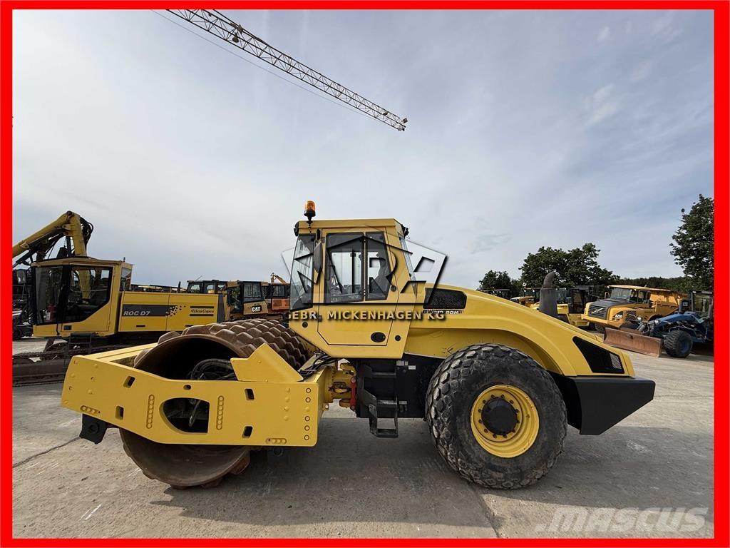 Bomag BW 219 PDH-4 Tahačové válce