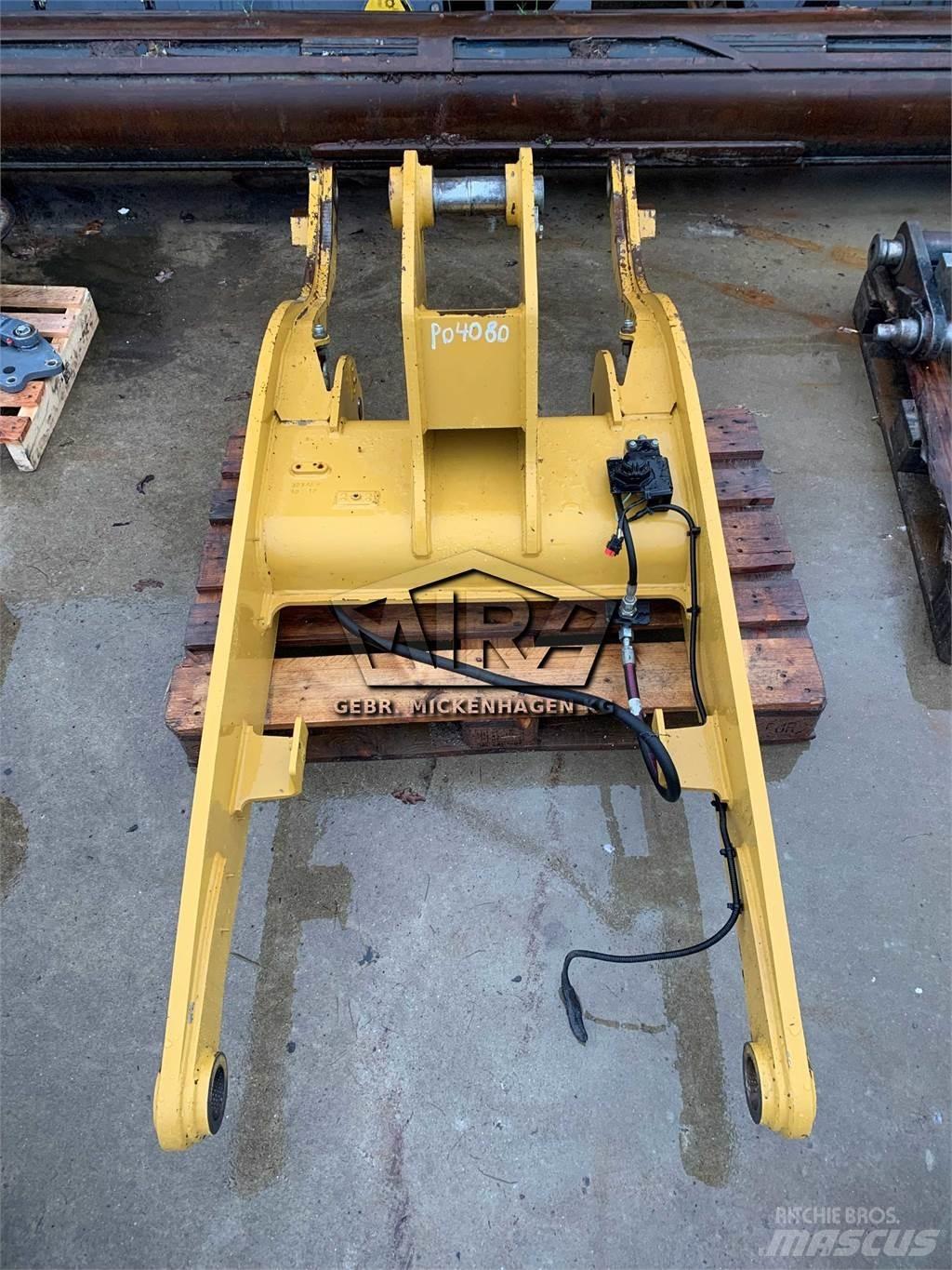 CAT 907 H Výložníky a lžíce