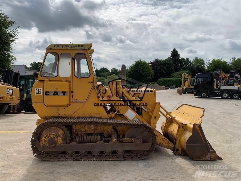 CAT 941 Pásové nakladače