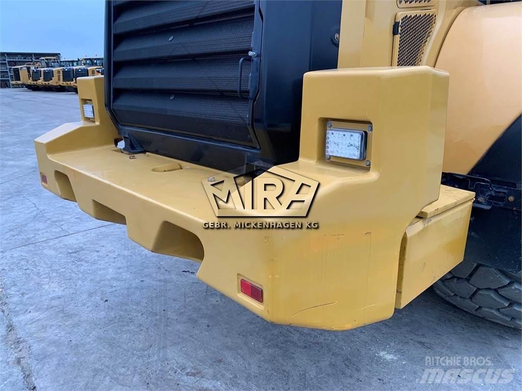 CAT 972M XE Kolové nakladače
