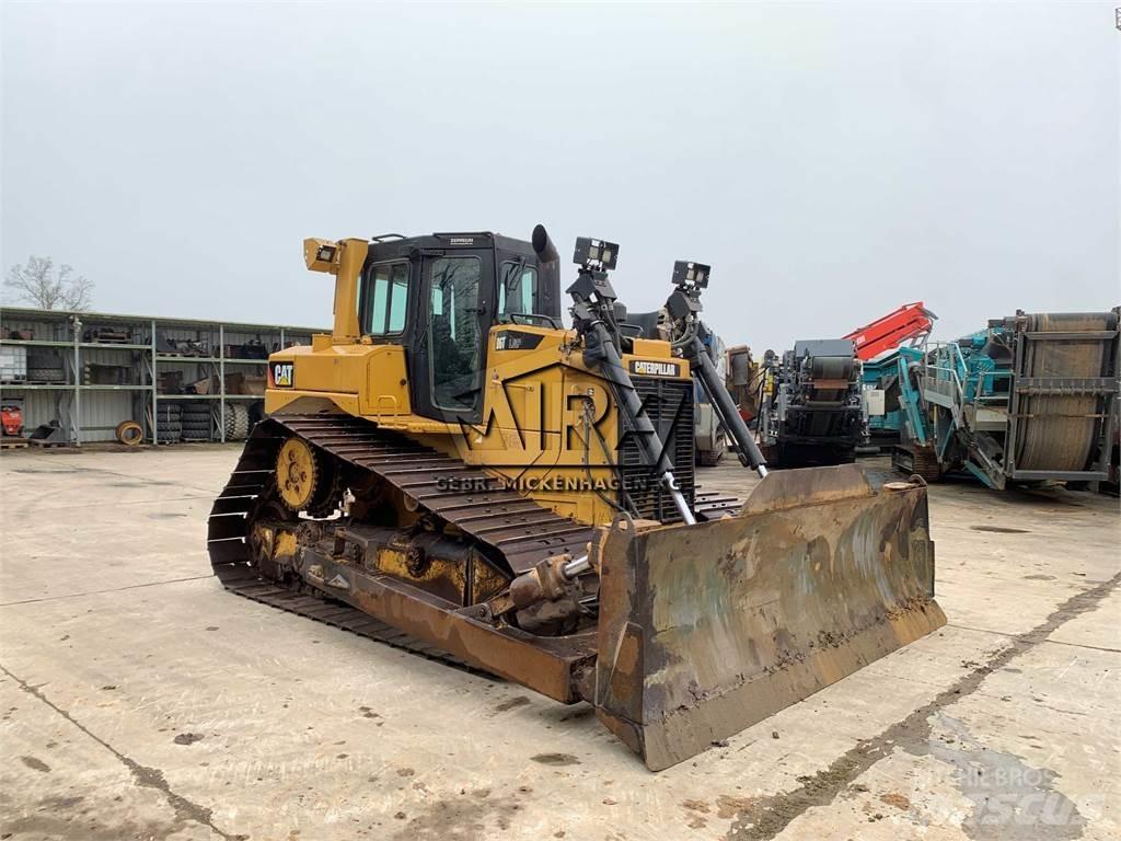 CAT D 6 T LGP Pásové dozery