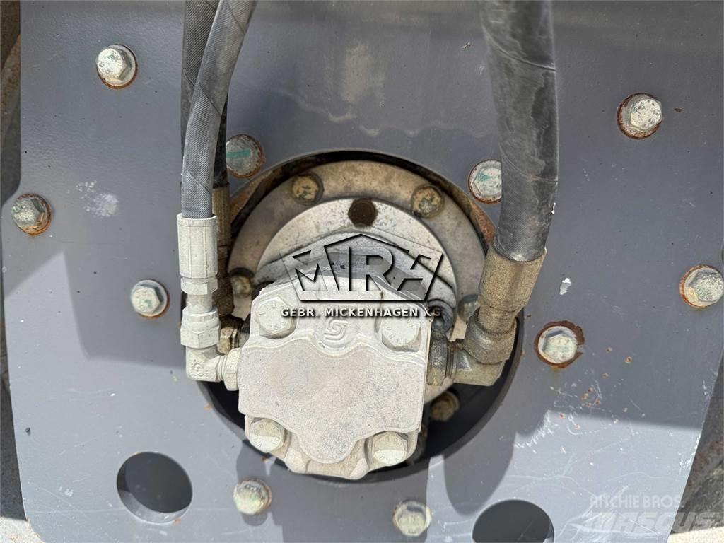 Dynapac CC1200 Tandemové válce