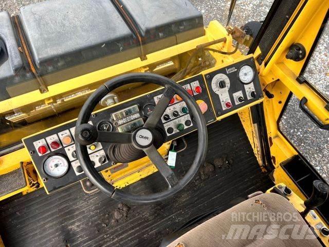Bomag BW 151 AC-2 Další válce