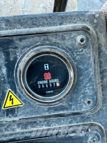 Bomag BW177 D-3 Další válce