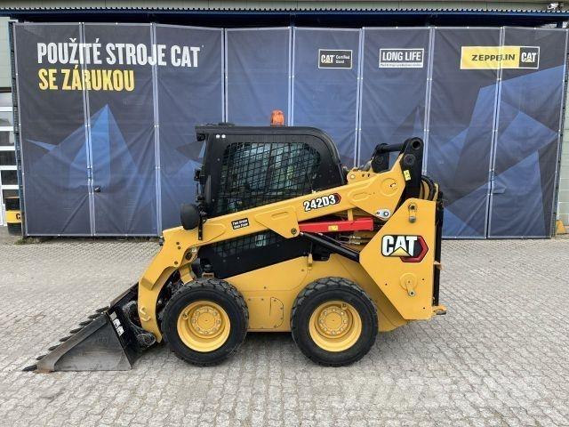 CAT 242D3 Stavebnictví - ostatní