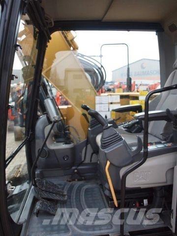 CAT 311 FLRR Pásová rýpadla