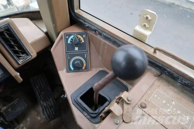 CAT 910 E Kolové nakladače