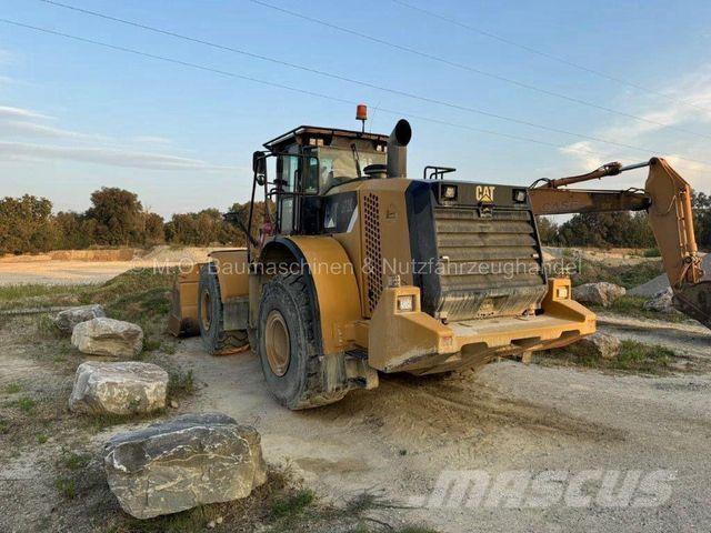 CAT 972K Kolové nakladače