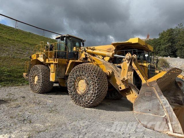 CAT 988 H Kolové nakladače