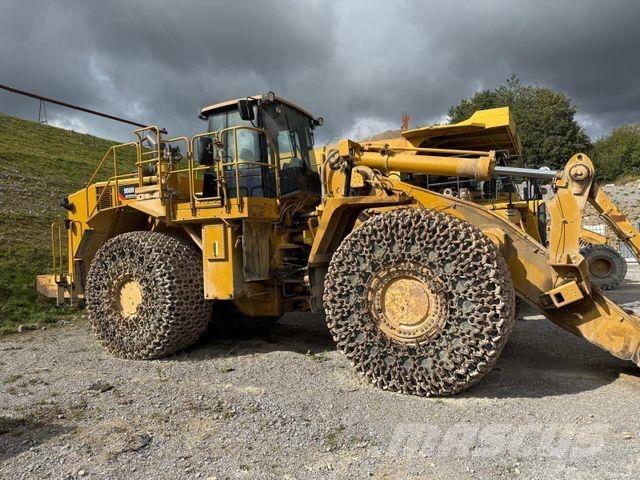 CAT 988 H Kolové nakladače