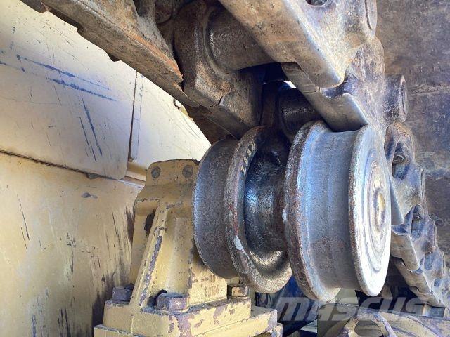CAT D6T XL Stavebnictví - ostatní