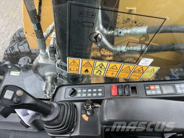 CAT M320F Stavebnictví - ostatní