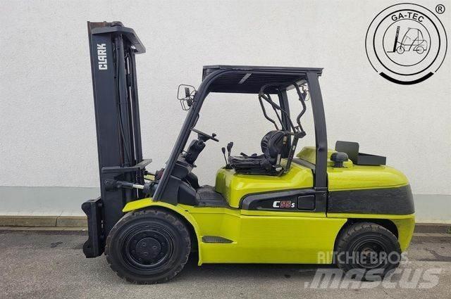 Clark C55SD Dieselové vozíky