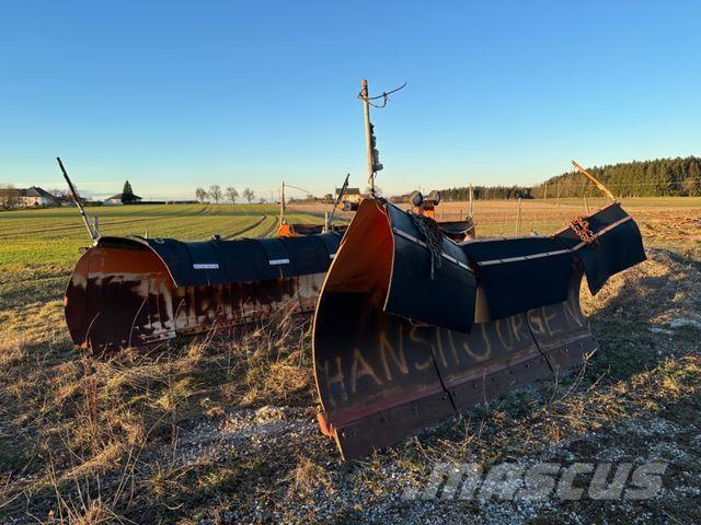 Dücker Schneepflug Oboustranné pluhy