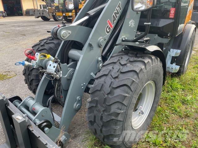 GiANT G5000 Stavebnictví - ostatní