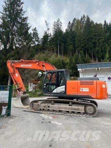 Hitachi ZX210LC-5 Pásová rýpadla