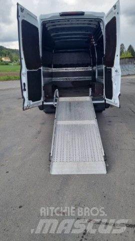 Iveco 35-170 Dodávky