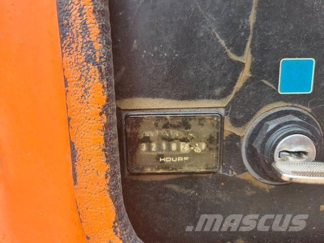 JLG 450 AJ - Kloubové plošiny