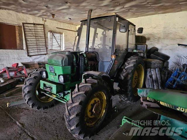 John Deere 1850 A Traktory