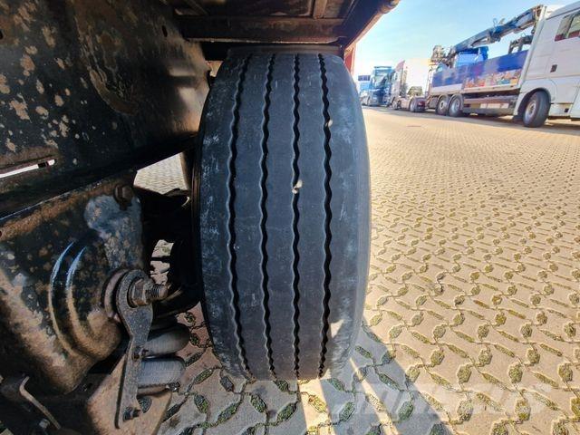 Kögel SN 24 / EDSCHA Plachtové návěsy