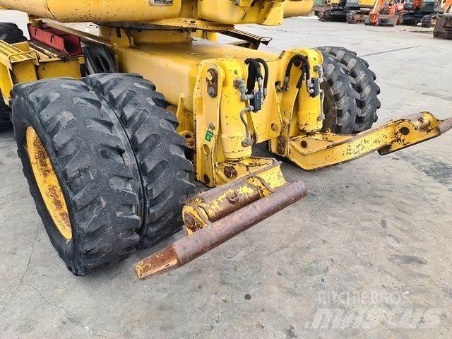 Komatsu PW 110 Kolová rýpadla