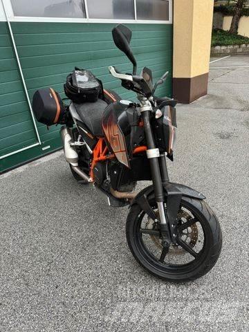 KTM 690 DUKE Další