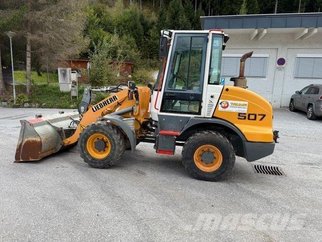 Liebherr L507 Kolové nakladače