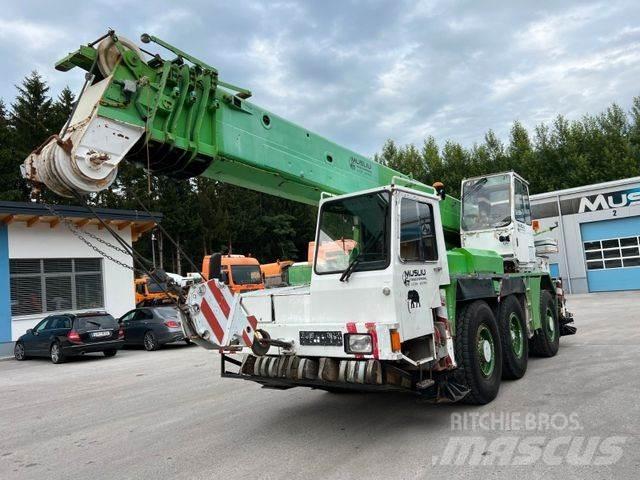 Liebherr LTM 1035 Univerzální terénní jeřáby