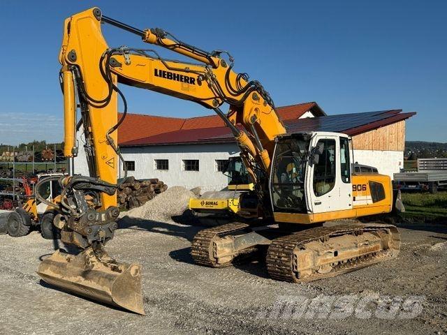 Liebherr R 906 LC Pásová rýpadla