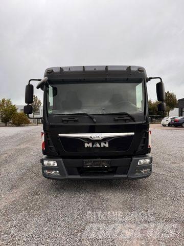 MAN 8.220 Pick up/Valník