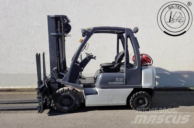 Nissan U1D2A25LQ LPG vozíky