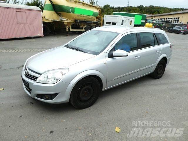 Opel Astra - Osobní vozy