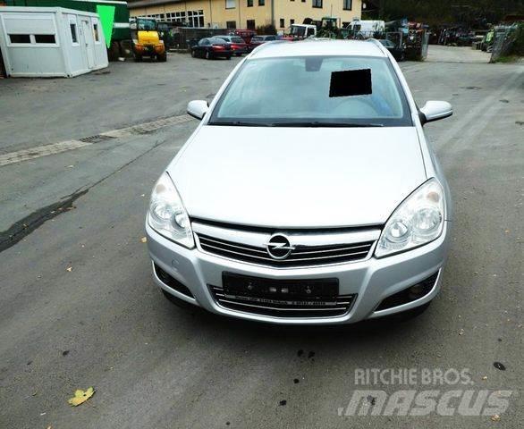 Opel Astra - Osobní vozy