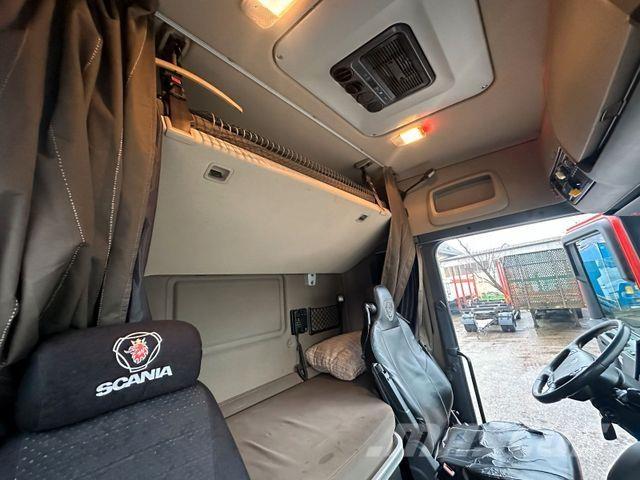 Scania R520 V8 Vozy na přepravu kmenů