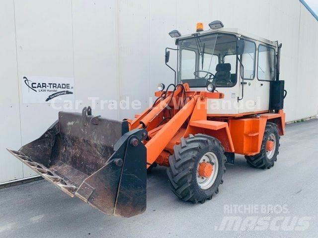 Schaeff SKB 902 Rýpadlo-nakladače