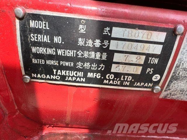 Takeuchi TB070 Mini rýpadla < 7t
