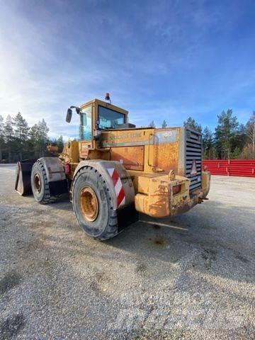 Volvo L180 Kolové nakladače