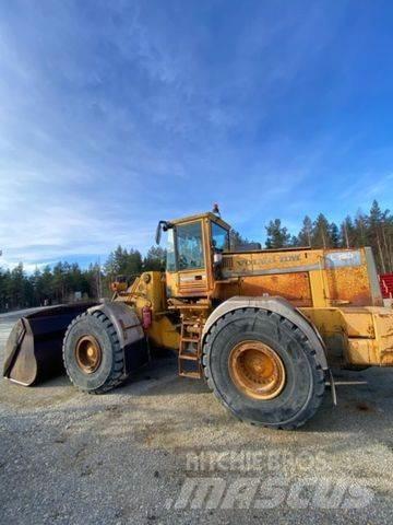Volvo L180 Kolové nakladače