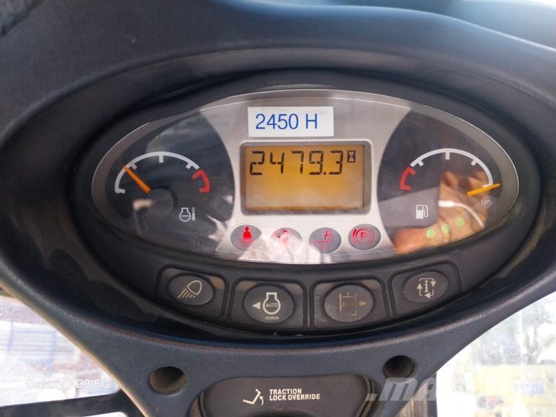 Bobcat T870 Mininakladače