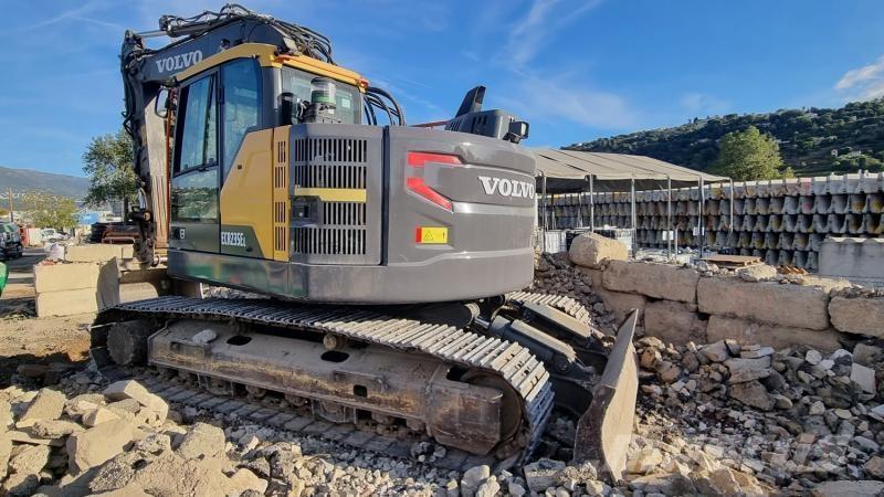 Volvo ecr235 Pásová rýpadla