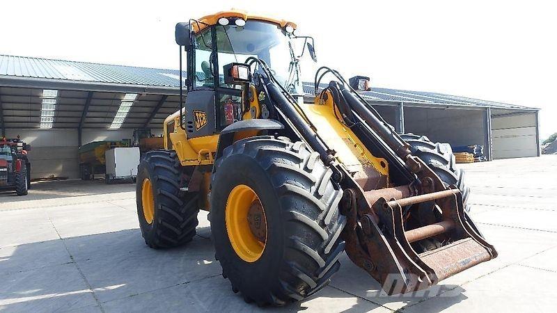 JCB 426 Kolové nakladače