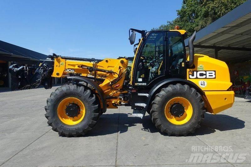 JCB TM 420 Teleskopické manipulátory