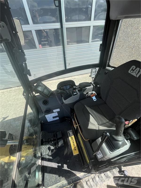 CAT 301.8 Mini rýpadla < 7t